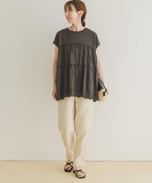 ITEMS URBANRESEARCH（アイテムズ アーバンリサーチ）の「リネン混イージーパンツ（その他パンツ・レディース・モカ/ブルー/ライトベージュ・MEDIUM/SMALL）」の20枚目の写真