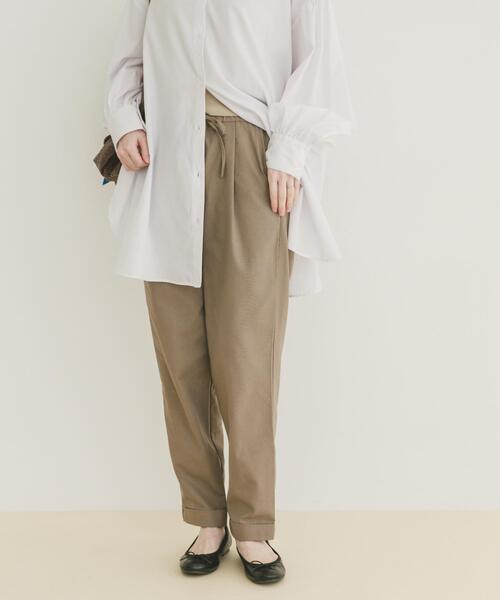 ITEMS URBANRESEARCH（アイテムズ アーバンリサーチ）の「リネン混イージーパンツ（その他パンツ・レディース・モカ/ブルー/ライトベージュ・MEDIUM/SMALL）」の14枚目の写真