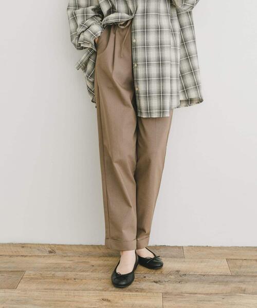 ITEMS URBANRESEARCH（アイテムズ アーバンリサーチ）の「リネン混イージーパンツ（その他パンツ・レディース・モカ/ブルー/ライトベージュ・MEDIUM/SMALL）」の15枚目の写真