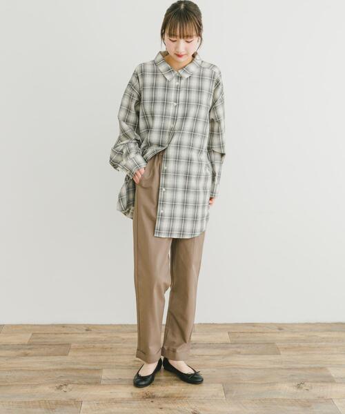 ITEMS URBANRESEARCH（アイテムズ アーバンリサーチ）の「リネン混イージーパンツ（その他パンツ・レディース・モカ/ブルー/ライトベージュ・MEDIUM/SMALL）」の18枚目の写真