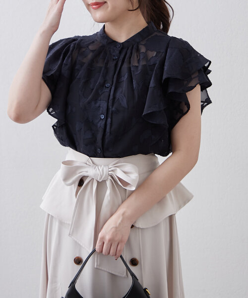 Another Branch olive des olive（アナザーブランチオリーブデオリーブ）の「【ON・OFFつかえる！】袖フリルジャガードブラウス（シャツ/ブラウス・レディース・ブルー系その他/アイボリー/ミント/ネイビー/オレンジ系その他2/ブラック・FREE）」の4枚目の写真