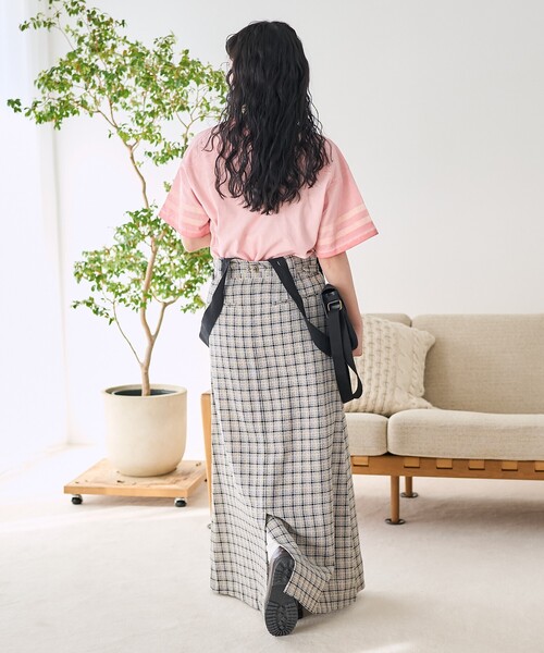 FREAK'S STORE(フリークスストア)の「フットボール 加工Tシャツ(Tシャツ/カットソー・レディース・ピンク/ブルー・フリ-)」の6枚目の写真