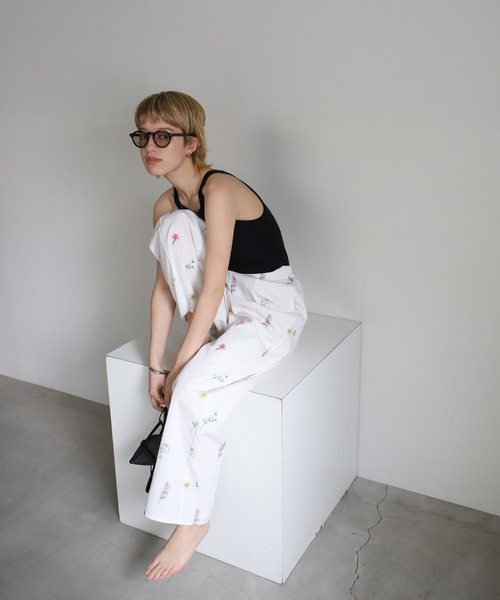 select MOCA（セレクトモカ）の「クラウンパント調光サングラス（サングラス・レディース・ブラウン/ブラック/ライトブラウン・FREE）」の4枚目の写真