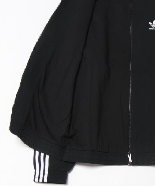 PAGEBOY(ページボーイ)の「WOVEN FBIRD TT(ブルゾン・レディース・サックスブルー/ブラック/ベージュ・MEDIUM/SMALL)」の5枚目の写真