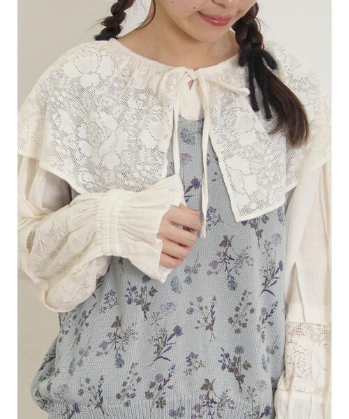 総刺繍花柄➕チェック柄のグレーのベスト　裾見返しテープ始末　ハンドメイド Samansa Mos2（サマンサ モスモス）の「花柄プリント前後2WAYニット