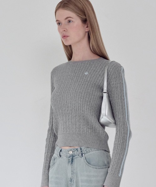 KIRSH(キルシー)の「KIRSH PLAIN LINE POINT CABLE KNIT キルシー プレイン ラインポイント ケーブルニット(ニット/セーター・レディース・グレー/ネイビー/アイボリー・ONE SIZE)」の13枚目の写真