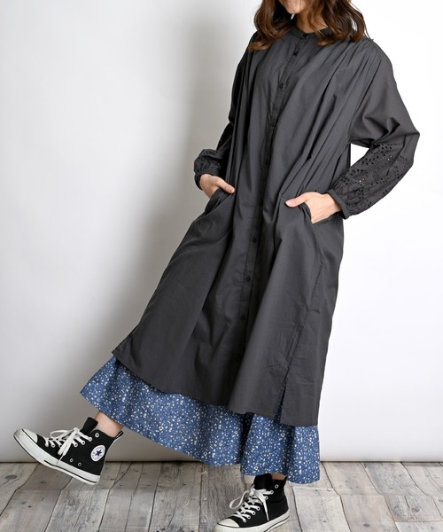 MARAI(マーライ)の「インドコットン シフリー刺繍 コットンワンピース 2WAY(シャツワンピース・レディース・ホワイト/カーキ/チャコール・フリー)」の1枚目の写真