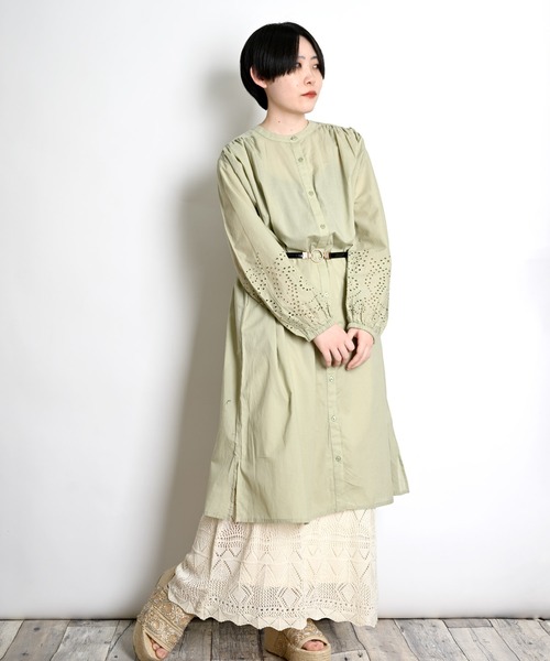 MARAI(マーライ)の「インドコットン シフリー刺繍 コットンワンピース 2WAY(シャツワンピース・レディース・ホワイト/カーキ/チャコール・フリー)」の17枚目の写真