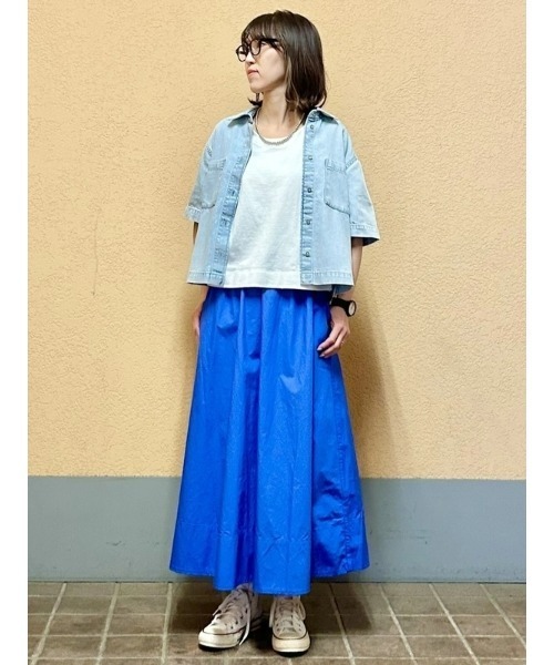 GAP(ギャップ)の「ウルトラソフト クロップド デニムシャツ(シャツ/ブラウス・レディース・ライトインディゴブルー・XXS/S/XS/L/M)」の6枚目の写真