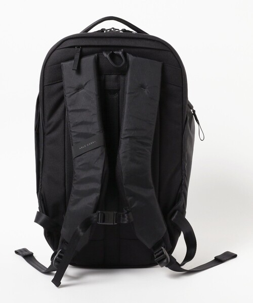 BEAMS(ビームス)の「【MORE VARIATION 開催中】ABLE CARRY / Max EDC X-Pac(バックパック/リュック・メンズ・ブラック・ONE SIZE)」の4枚目の写真