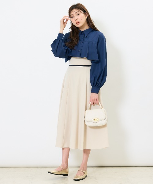 AND COUTURE（アンドクチュール）の「パイピングバックレースアップスカート（スカート・レディース・ブラック/ブルー/ベージュ・MEDIUM/SMALL）」の8枚目の写真