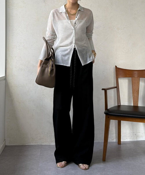 DouDou（ドゥドゥ）の「【華奢見え】シアー襟付ニット（ニット/セーター・レディース・ネイビー/グレー/ブルー・FREE）」の4枚目の写真