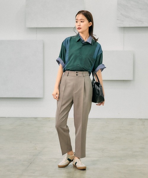 GLOBAL WORK(グローバルワーク)の「お手入れラクラク/SET UPテーパードパンツ/289097(その他パンツ・レディース・ブラック/ライトベージュ/グレイッシュベージュ・MEDIUM/LARGE/SMALL)」の17枚目の写真