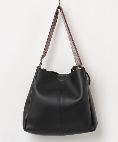 メッシュレザー ショルダーストラップ付き 3WAY バッグ 韓国 Bag 3way メタルフラップ スクエア ショルダー バッグ/ハンドバッグ