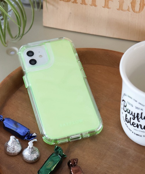 BAYFLOW（ベイフロー）の「BFクリアカラーiPhoneケース(13/14/15対応)（スマホケース/カバー・レディース・イエロー/レッド/ライトグリーン/ブルー/その他・0）」の3枚目の写真