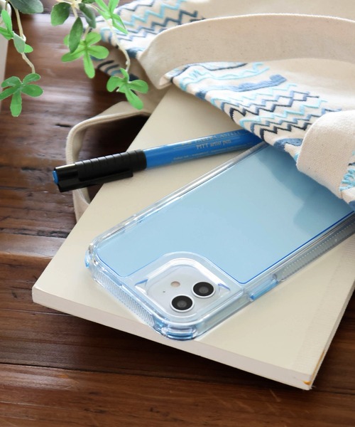 BAYFLOW（ベイフロー）の「BFクリアカラーiPhoneケース(13/14/15対応)（スマホケース/カバー・レディース・イエロー/レッド/ライトグリーン/ブルー/その他・0）」の2枚目の写真