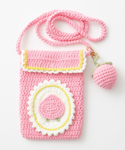 emonique(エモニーク)の「ハンドメイド 手編み かぎ編み ニットサコッシュバッグ(ショルダーバッグ・レディース・ローズ/ネイビー/パープル/ベージュ/ピンク/グリーン/イエロー・FREE)」の1枚目の写真