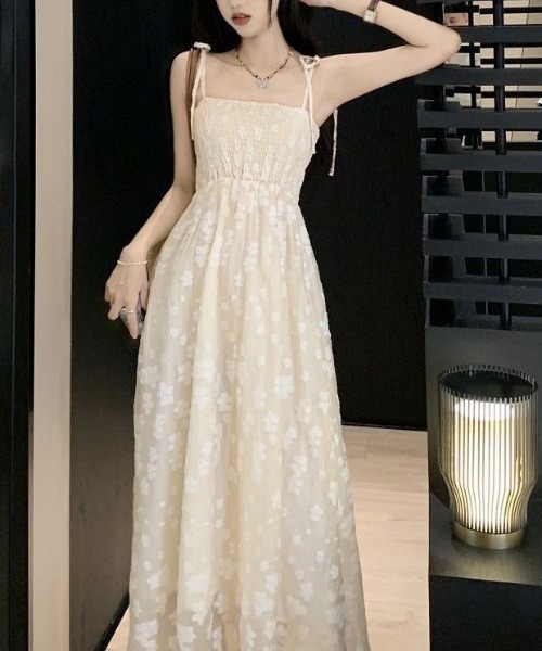 gossip！ロサンゼルス（ゴシップロサンゼルス）の「リボンフェミニンロングキャミワンピース（ワンピース・レディース・オフホワイト・S/M）」の8枚目の写真