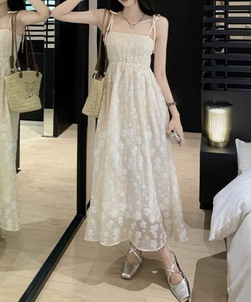 gossip！ロサンゼルス（ゴシップロサンゼルス）の「リボンフェミニンロングキャミワンピース（ワンピース・レディース・オフホワイト・S/M）」の11枚目の写真