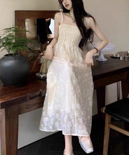 gossip！ロサンゼルス（ゴシップロサンゼルス）の「リボンフェミニンロングキャミワンピース（ワンピース・レディース・オフホワイト・S/M）」の12枚目の写真