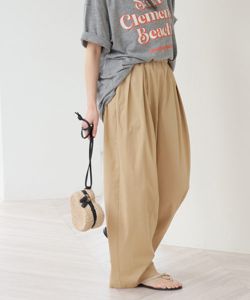 JOURNAL STANDARD relume(ジャーナルスタンダード レリューム)の「接触冷感 / 防しわ / ウォッシャブルブロードカーブイージーパンツ(その他パンツ・レディース・ベージュ/チャコールグレー・36/38)」の1枚目の写真