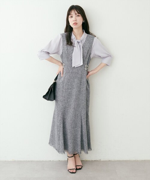 natural couture(ナチュラルクチュール)の「サイドベルトデザインジャンスカ(ジャンパースカート・レディース・オフホワイト/ブラック/ブラウン/グレー・FREE)」の18枚目の写真