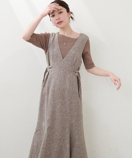 natural couture(ナチュラルクチュール)の「サイドベルトデザインジャンスカ(ジャンパースカート・レディース・オフホワイト/ブラック/ブラウン/グレー・FREE)」の22枚目の写真