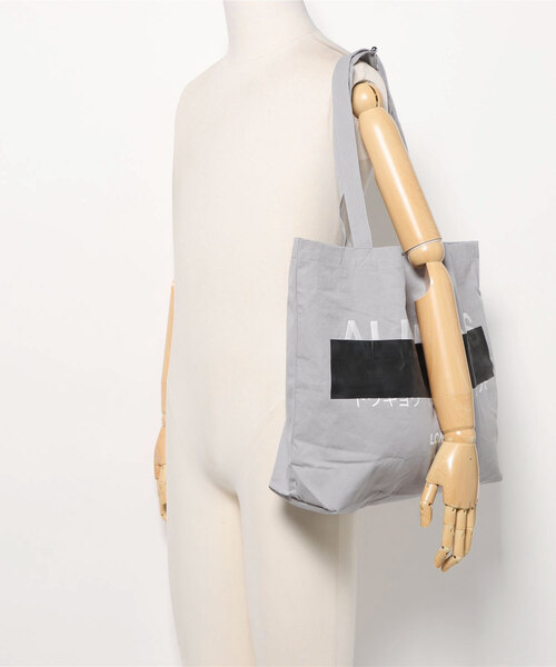 ALLSAINTS(オールセインツ)の「REDACT TOTE BAG | REDACT トート バッグ(トートバッグ・メンズ・グレー系その他・ONE SIZE)」の5枚目の写真