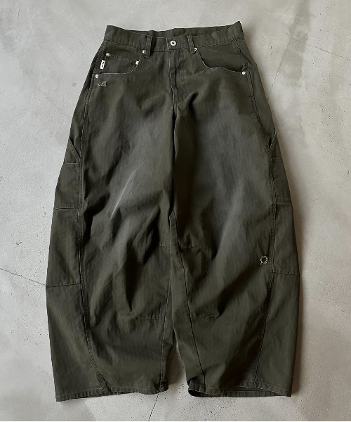 Perushu(ペルーシュ)の「vintage washed wide curve pants ビンテージライクワイドカーブパンツ(その他パンツ・メンズ・ダークグレー/カーキ/ネイビー/チャコールグレー・LARGE/MEDIUM/SMALL)」の4枚目の写真