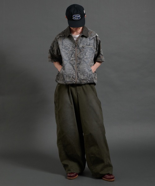Perushu(ペルーシュ)の「vintage washed wide curve pants ビンテージライクワイドカーブパンツ(その他パンツ・メンズ・ダークグレー/カーキ/ネイビー/チャコールグレー・LARGE/MEDIUM/SMALL)」の12枚目の写真