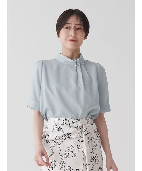TONAL（トーナル）の「ジョーゼットパールハイネックブラウス