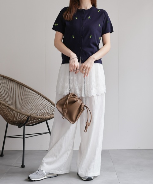 sakishimatokyo（サキシマトーキョー）の「フラワー刺しゅう ハーフスリーブカーディガン/花柄（カーディガン/ボレロ・レディース・グレー/グレイッシュベージュ/アイボリー/ネイビー・FREE）」の16枚目の写真