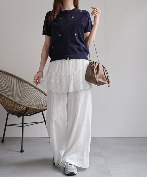 sakishimatokyo（サキシマトーキョー）の「フラワー刺しゅう ハーフスリーブカーディガン/花柄（カーディガン/ボレロ・レディース・グレー/グレイッシュベージュ/アイボリー/ネイビー・FREE）」の19枚目の写真