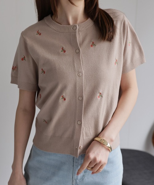 sakishimatokyo（サキシマトーキョー）の「フラワー刺しゅう ハーフスリーブカーディガン/花柄（カーディガン/ボレロ・レディース・グレー/グレイッシュベージュ/アイボリー/ネイビー・FREE）」の11枚目の写真