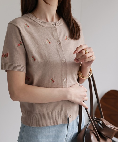 MERINGUE TOP – isseymiyake.com