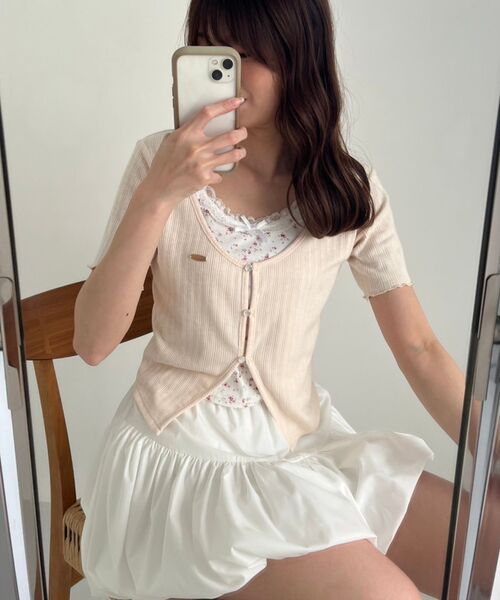 MAJESTIC LEGON（マジェスティックレゴン）の「キャミレイヤードライク半袖トップス（Tシャツ/カットソー・レディース・アイボリー/ブラック系その他/ホワイト系その他2/ピンク系その他2/ブルー系その他2・MEDIUM）」の5枚目の写真