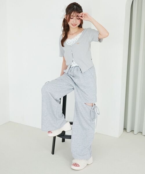 MAJESTIC LEGON（マジェスティックレゴン）の「キャミレイヤードライク半袖トップス（Tシャツ/カットソー・レディース・アイボリー/ブラック系その他/ホワイト系その他2/ピンク系その他2/ブルー系その他2・MEDIUM）」の6枚目の写真