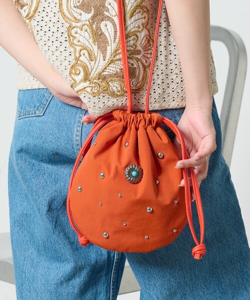 CIAOPANIC TYPY（チャオパニックティピー）の「スタッズ付き巾着BAG（ハンドバッグ・レディース・オレンジ/ブラック/カーキ・ONE SIZE）」の9枚目の写真