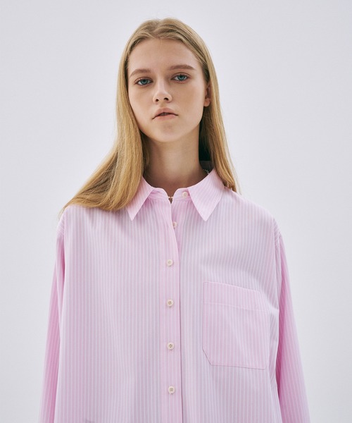 Mardi Mercredi(マルディメクルディ)の「COTTON OVERSIZED SHIRT STRIPE / コットン オーバーサイズ シャツ ストライプ(シャツ/ブラウス・レディース・ライトブルー/ピンク・FREE)」の9枚目の写真