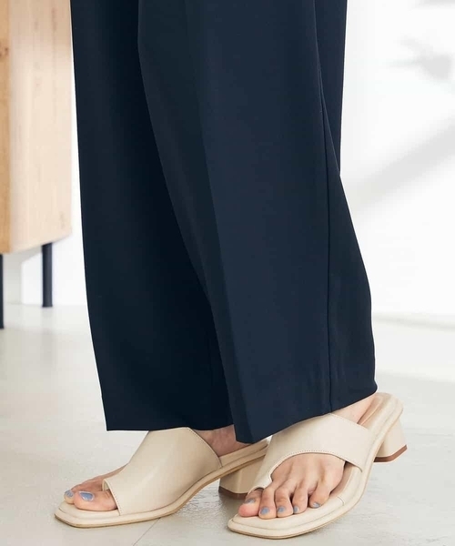 a.v.v（アーヴェヴェ）の「【接触冷感/洗える/イージーケア】美ラクるイージーワイドパンツ（その他パンツ・レディース・アイボリー/ダークインディゴブルー/ネイビー/ミント/ブルー/チャコールグレー/グレー系その他/ブラック・42/40/34/36/38）」の9枚目の写真