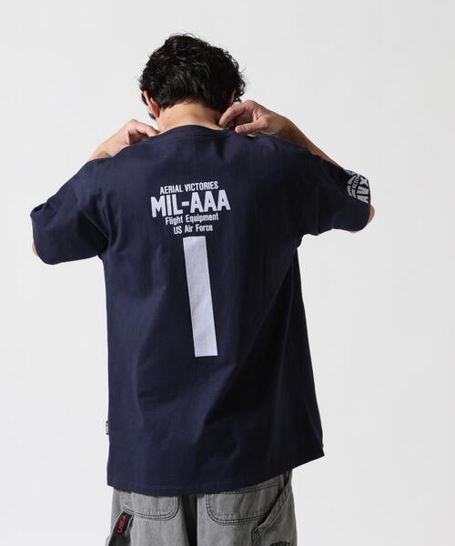 AVIREX（アヴィレックス）の「《WEB&DEPOT限定》"SMJ 101" T-SHIRT / 半袖Tシャツ / AVIREX / アヴィレックス（Tシャツ/カットソー・メンズ・ブラック/チャコールグレー/ホワイト/ネイビー・L/2XL/M/XL）」の16枚目の写真