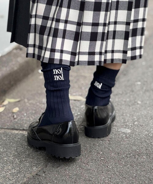 NOLLEY’S（ノーリーズ）の「【nolnol/ノルノル】ロゴリブソックス（ソックス/靴下・レディース・ブラック/ネイビー/オフホワイト/ブラック系その他/グレー・FREE）」の5枚目の写真