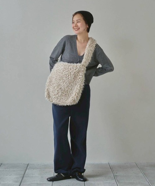Volume Fur Shoulderbag（ショルダーバッグ）｜TODAYFUL（トゥデイフル