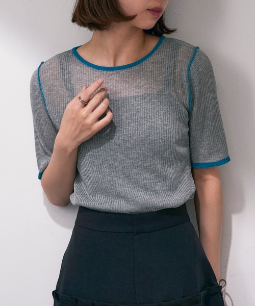 MAISON BREEZE reveur(メゾンブリーズレヴール)の「【MAISON BREEZE reveur】配色クルーネックトップス DTK(Tシャツ/カットソー・レディース・ブラウン/アイボリー/グレー/チャコールグレー・FREE)」の16枚目の写真
