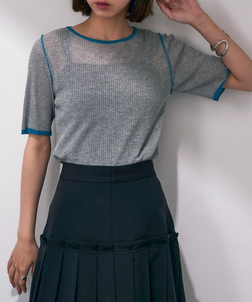 MAISON BREEZE reveur(メゾンブリーズレヴール)の「【MAISON BREEZE reveur】配色クルーネックトップス DTK(Tシャツ/カットソー・レディース・ブラウン/アイボリー/グレー/チャコールグレー・FREE)」の17枚目の写真