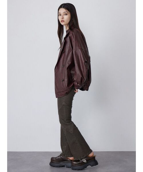 MURUA（ムルーア）の「スタンドネックフェイクレザージャケット（ブルゾン・レディース・ブラウン/ブラック/ボルドー・FREE）」の15枚目の写真