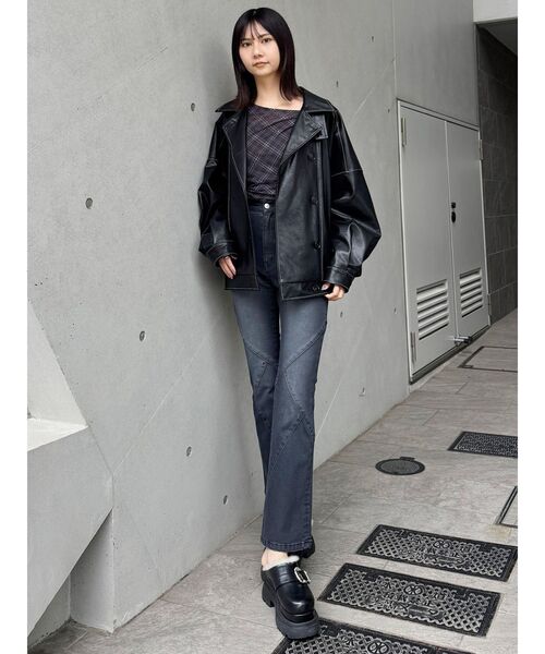 MURUA（ムルーア）の「スタンドネックフェイクレザージャケット（ブルゾン・レディース・ブラウン/ブラック/ボルドー・FREE）」の19枚目の写真