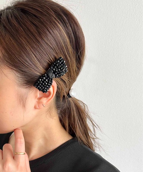 PICCIN(ピッチン)の「キラキラリボンヘアークリップ(バレッタ/ヘアクリップ・レディース・オフホワイト/ブラック/ネイビー・FREE)」の2枚目の写真
