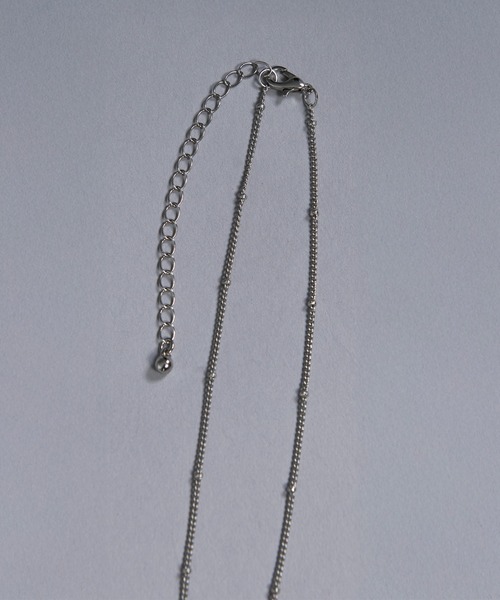 Ellno Loset（エルノロゼット）の「ストーンクロスネックレス（ネックレス・メンズ・シルバー・FREE）」の4枚目の写真