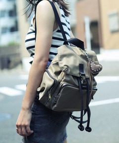 シルバー光沢ハンドバッグ セール】光沢ショルダーバッグ シルバー ハンドバッグ